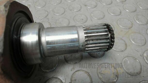 Foto: ANTRIEBSWELLE VORNE LINKS eines Honda Civic 1.8i-VTEC Attraction