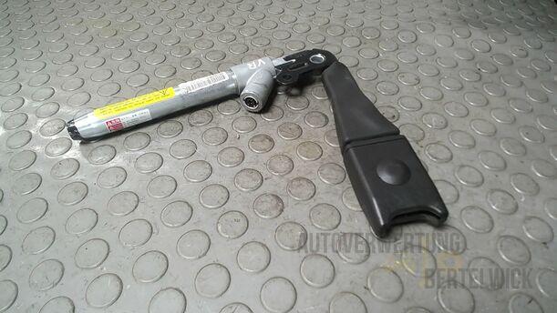 Foto: GURTSTRAFFER VORN RECHTS eines Opel Insignia 2.0 CDTI ecoFLEX Start/Stop Attraction