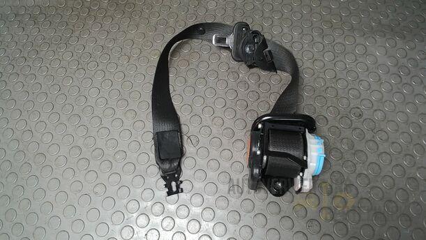 Foto: SICHERHEITSGURT VORN RECHTS eines Opel Insignia 2.0 CDTI ecoFLEX Start/Stop Attraction