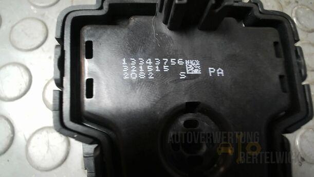 Foto: BEDIENTEIL AUDIO/ MULTIFUNKTION eines Opel Insignia 2.0 CDTI ecoFLEX Start/Stop Attraction
