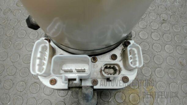 Foto: PUMPE SERVOLENKUNG / ELEKTRISCHE SERVOPUMPE eines Opel Vectra 2.0 DTI Caravan Attraction