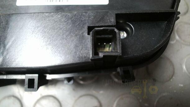 Foto: HEIZUNGSBETÄTIGUNG eines Opel Insignia 2.0 CDTI ecoFLEX Start/Stop Attraction