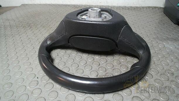 Foto: LENKRAD ( OHNE AIRBAG ) eines Opel Insignia 2.0 CDTI ecoFLEX Start/Stop Attraction