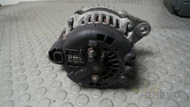 Foto: LICHTMASCHINE ( 100A ) eines Opel Insignia 2.0 CDTI ecoFLEX Start/Stop Attraction