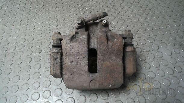 Foto: BREMSSATTEL VORN LINKS ( MANDO ) eines Opel Insignia 2.0 CDTI ecoFLEX Start/Stop Attraction