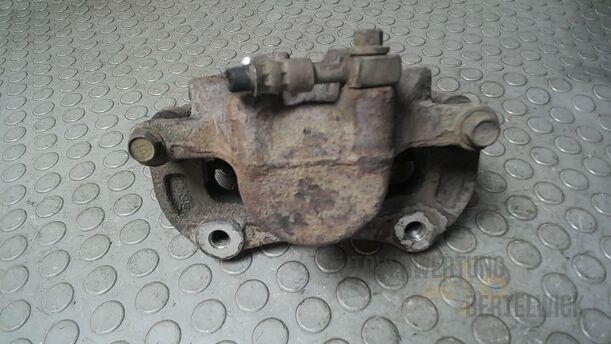 Foto: BREMSSATTEL VORN LINKS ( MANDO ) eines Opel Insignia 2.0 CDTI ecoFLEX Start/Stop Attraction