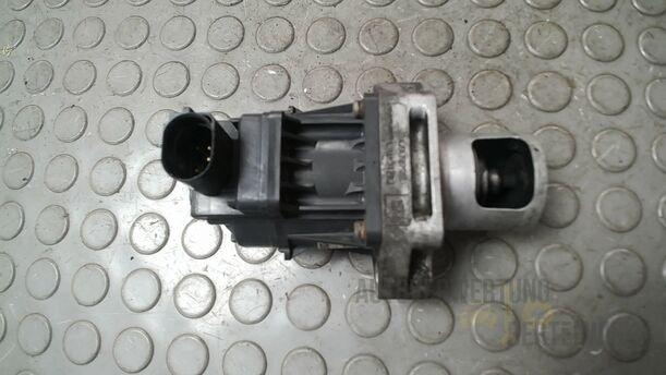 Foto: ABGASRÜCKFÜHRUNGSVENTIL/ AGR VENTIL eines Opel Insignia 2.0 CDTI ecoFLEX Start/Stop Attraction