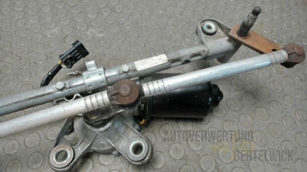 Foto: SCHEIBENWISCHERMOTOR VORNE eines Opel Vectra 2.0 DTI Caravan Attraction