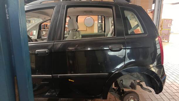 Foto: TÜR HINTEN LINKS eines Fiat Idea 1.2 16V Attraction