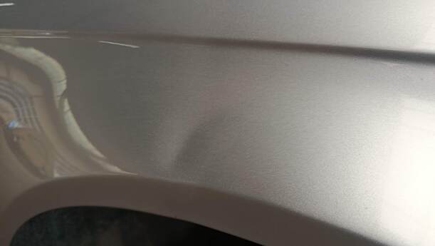 Foto: KOTFLÜGEL RECHTS eines Audi A4 Avant 2.0 TDI Attraction