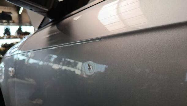 Foto: TÜR VORN LINKS eines Audi A4 Avant 2.0 TDI Attraction