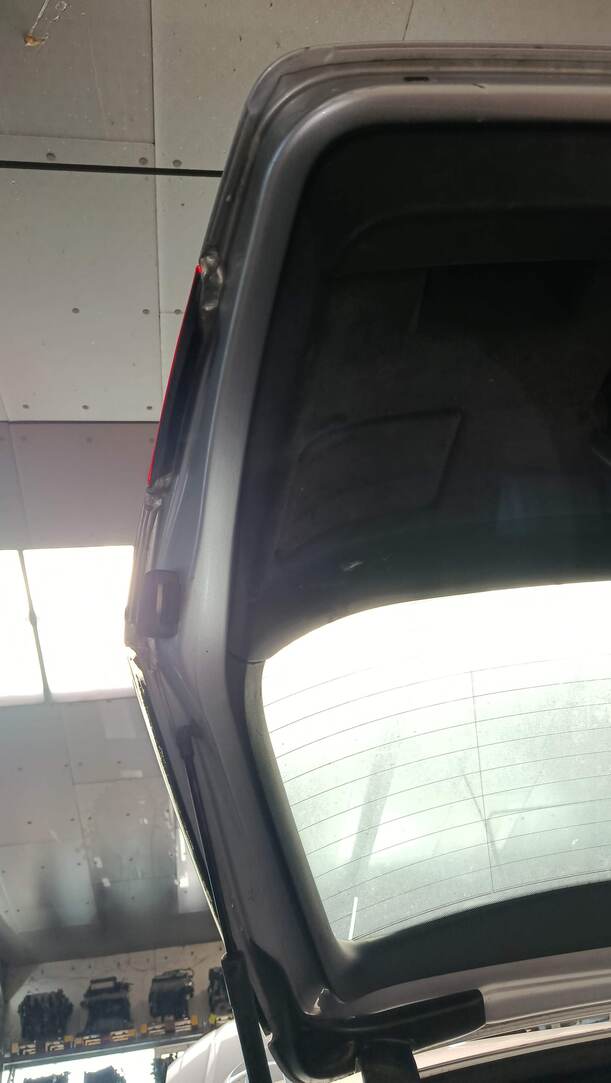 Foto: HECKKLAPPE/ HECKDECKEL ( AVANT ) eines Audi A4 Avant 2.0 TDI Attraction