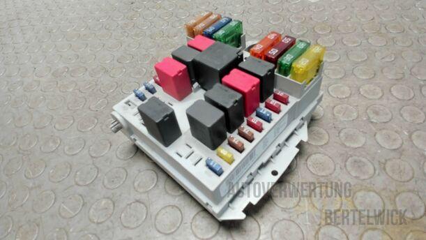Foto: SICHERUNGSKASTEN eines Fiat Idea 1.2 16V Attraction