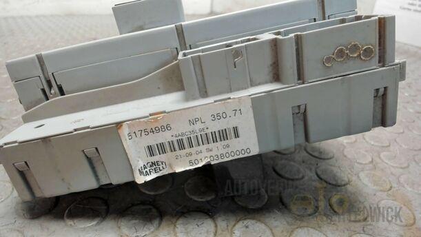 Foto: SICHERUNGSKASTEN eines Fiat Idea 1.2 16V Attraction