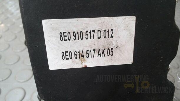 Foto: HAUPTBREMSAGGREGAT ABS eines Audi A4 Avant 2.0 TDI Attraction
