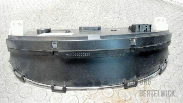 Foto: KOMBIINSTRUMENT / TACHOEINHEIT eines Fiat Idea 1.2 16V Attraction