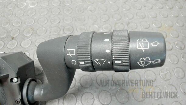 Foto: KOMBISCHALTER / LENKSTOCKSCHALTER eines Fiat Idea 1.2 16V Attraction