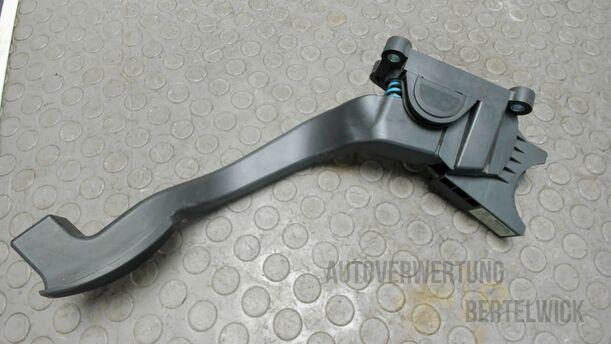 Foto: GASPEDAL ( BENZIN / SCHALTGETRIEBE ) eines Fiat Idea 1.2 16V Attraction