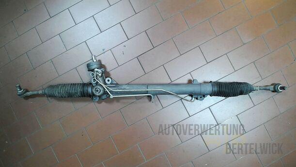 Foto: SERVOLENKUNG/ LENKGETRIEBE eines Audi A4 Avant 2.0 TDI Attraction