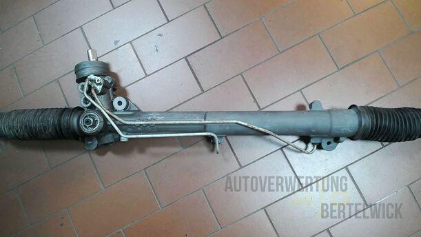 Foto: SERVOLENKUNG/ LENKGETRIEBE eines Audi A4 Avant 2.0 TDI Attraction