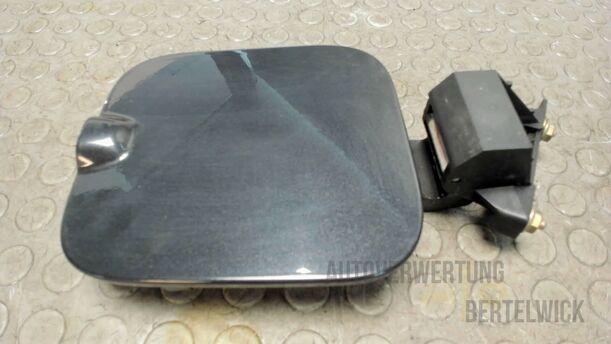 Foto: TANKKLAPPE / TANKDECKEL eines Fiat Idea 1.2 16V Attraction