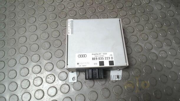 Foto: VERSTÄRKER / AMPLIFIER eines Audi A4 Avant 2.0 TDI Attraction