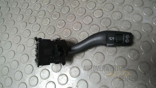 Foto: SCHEIBENWISCHERSCHALTER eines Audi A4 Avant 2.0 TDI Attraction