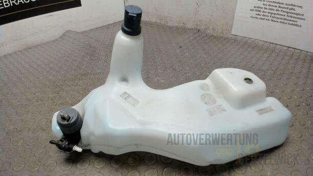 Foto: SCHEIBENWASCHBEHÄLTER eines Fiat Idea 1.2 16V Attraction
