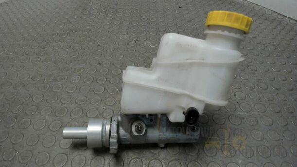 Foto: HAUPTBREMSZYLINDER eines Fiat Idea 1.2 16V Attraction