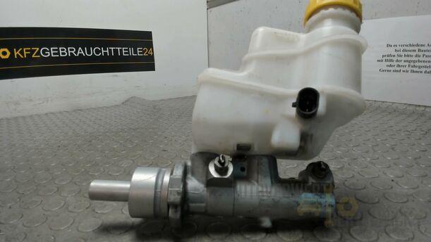 Foto: HAUPTBREMSZYLINDER eines Fiat Idea 1.2 16V Attraction