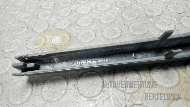 Foto: SCHEIBENWISCHERARM HINTEN eines Fiat Idea 1.2 16V Attraction