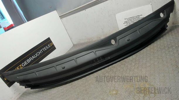 Foto: WINDLAUF / WASSERABLAUF eines Fiat Idea 1.2 16V Attraction
