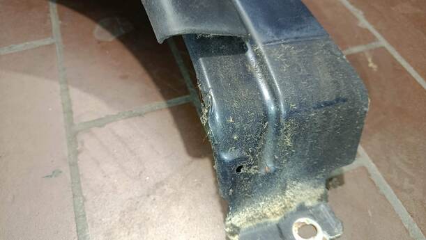 Foto: KOTFLÜGEL LINKS eines Opel Corsa 1.0 12V Attraction