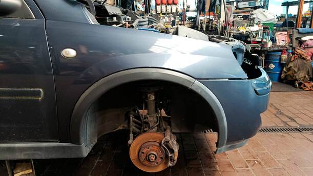 Foto: KOTFLÜGEL RECHTS eines Opel Corsa 1.0 12V Attraction