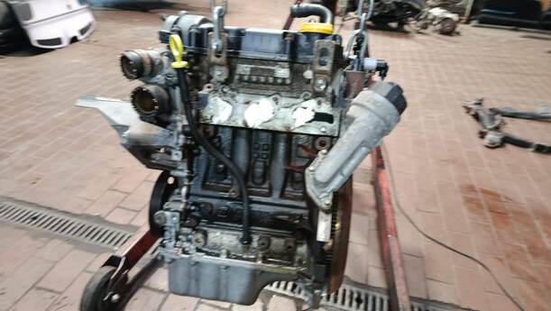 Foto: MOTOR ( Z10XEP ) eines Opel Corsa 1.0 12V Attraction