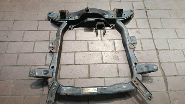 Foto: VORDERACHSTRÄGER / VORDERACHSE eines Opel Corsa 1.0 12V Attraction