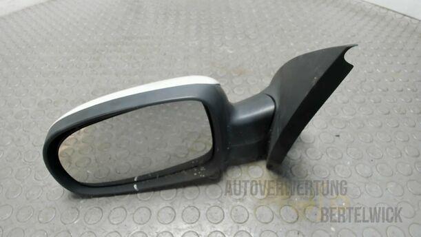 Foto: AUSSENSPIEGEL LINKS ELEKTRISCH VERSTELLBAR eines Opel Corsa 1.0 12V Attraction