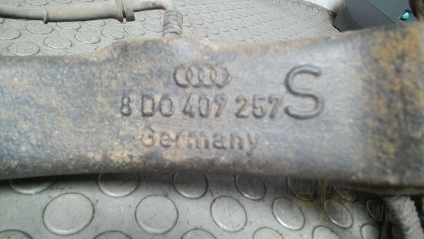 Foto: ACHSSCHENKEL VORN LINKS eines Audi A4 Avant 1.8 Attraction