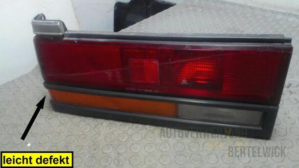 Foto: HECKLEUCHTE / RÜCKLICHT LINKS eines Nissan Laurel 2,8D