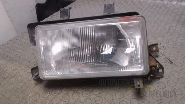 Foto: SCHEINWERFER LINKS eines Nissan Cherry Special