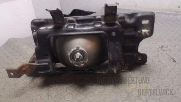 Foto: SCHEINWERFER LINKS eines Nissan Cherry Special