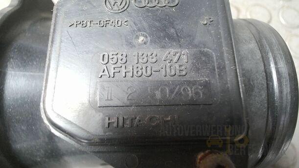 Foto: LUFTMASSENMESSER eines Audi A4 Avant 1.8 Special