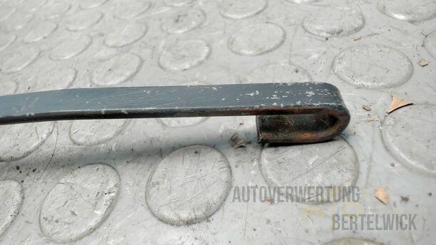 Foto: SCHEIBENWISCHERARM HINTEN eines Mercedes-Benz E 270 T CDI Special