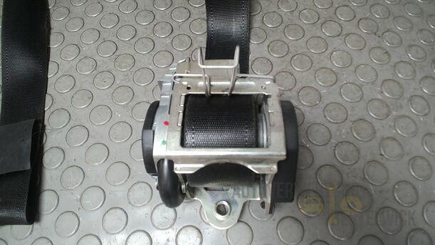 Foto: SICHERHEITSGURT VORN LINKS ( 2/3 TÜRER ) eines Fiat Grande Punto 1.2 8V Special