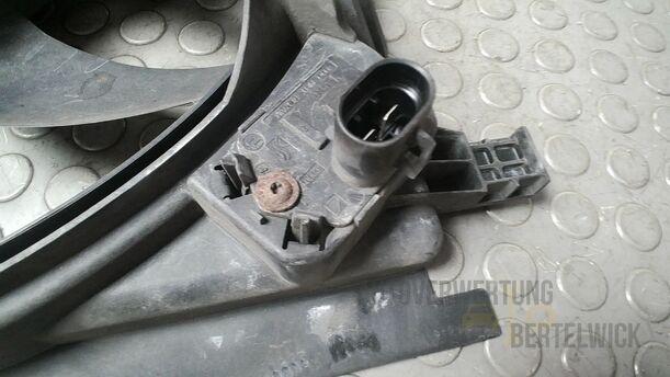 Foto: ELEKTROLÜFTER eines Fiat Grande Punto 1.2 8V Special