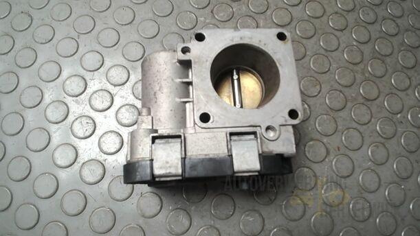 Foto: DROSSELKLAPPENSTUTZEN/ DROSSELKLAPPE eines Fiat Grande Punto 1.2 8V Special