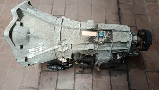 Foto: AUTOMATIKGETRIEBE 5 GANG eines BMW 523i Special