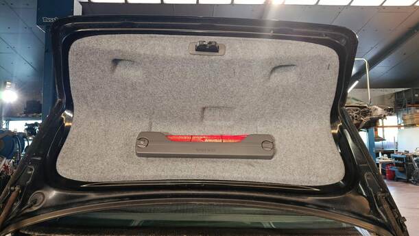 Foto: HECKDECKEL/ HECKKLAPPE eines Volvo S80 2.5T CL
