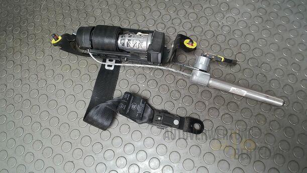 Foto: SICHERHEITSGURT VORN LINKS eines Volvo S80 2.5T CL