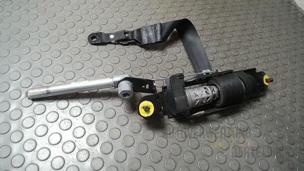 Foto: SICHERHEITSGURT VORN LINKS eines Volvo S80 2.5T CL
